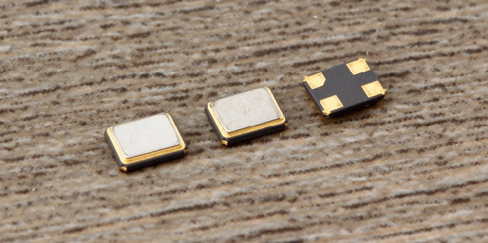 貼片晶振是什么樣的物質(zhì)呢？